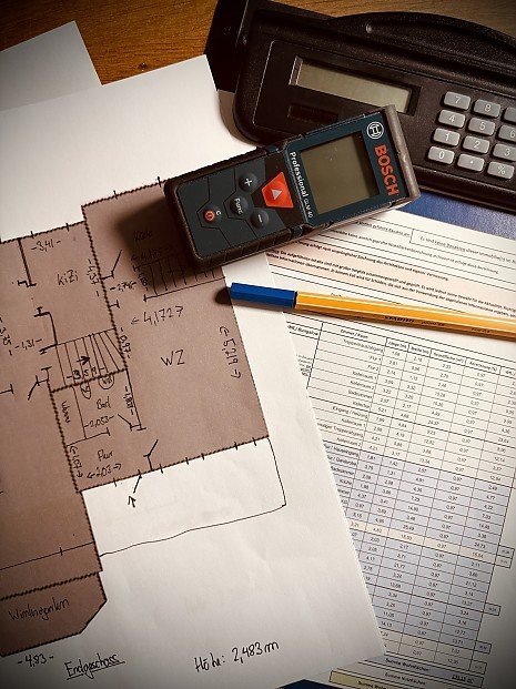 Foto Wo nichts ist, schaffen wir zun�chst die Basis - mit Ma� und Verstand