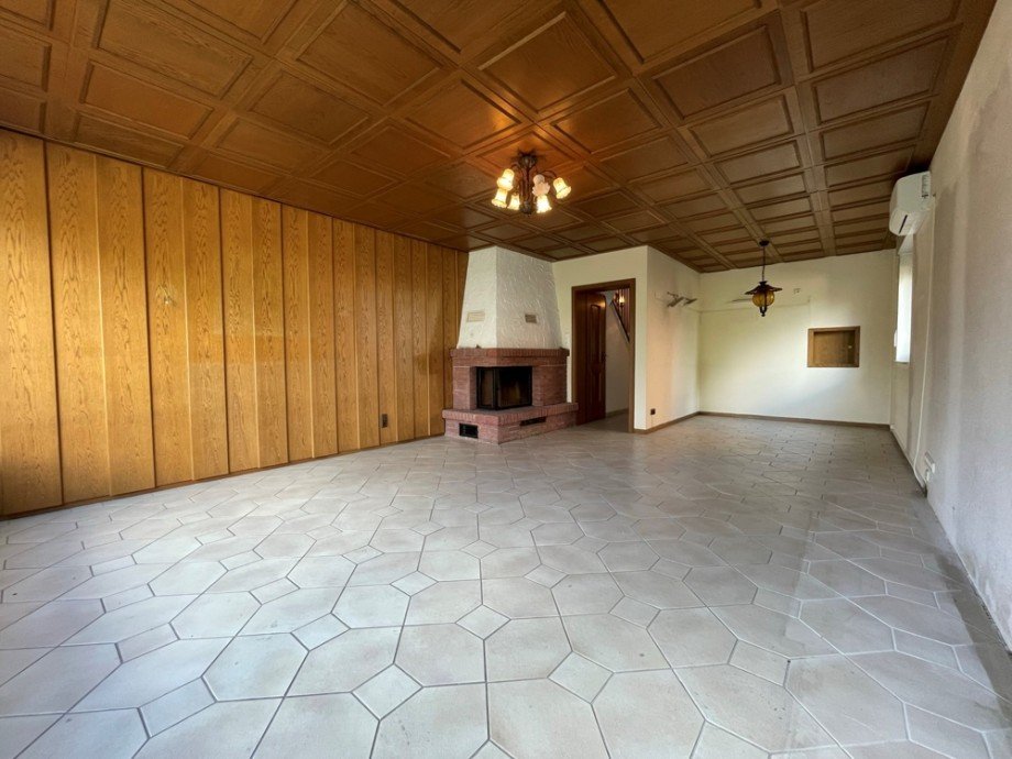 (8) Das Kaminwohnzimmer aus einem anderen Blickwinkel Reiheneckhaus Bottrop / Fuhlenbrock
