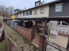 (12) �ber die Terrasse betreten Sie einen angrenzenden Wirtschaftsweg welcher Sie zum Garten f�hrt iTH:  *Platz f�r Ihr Familiengl�ck* - Einfamilienhaus mit  131 m� Fl�che und Garten