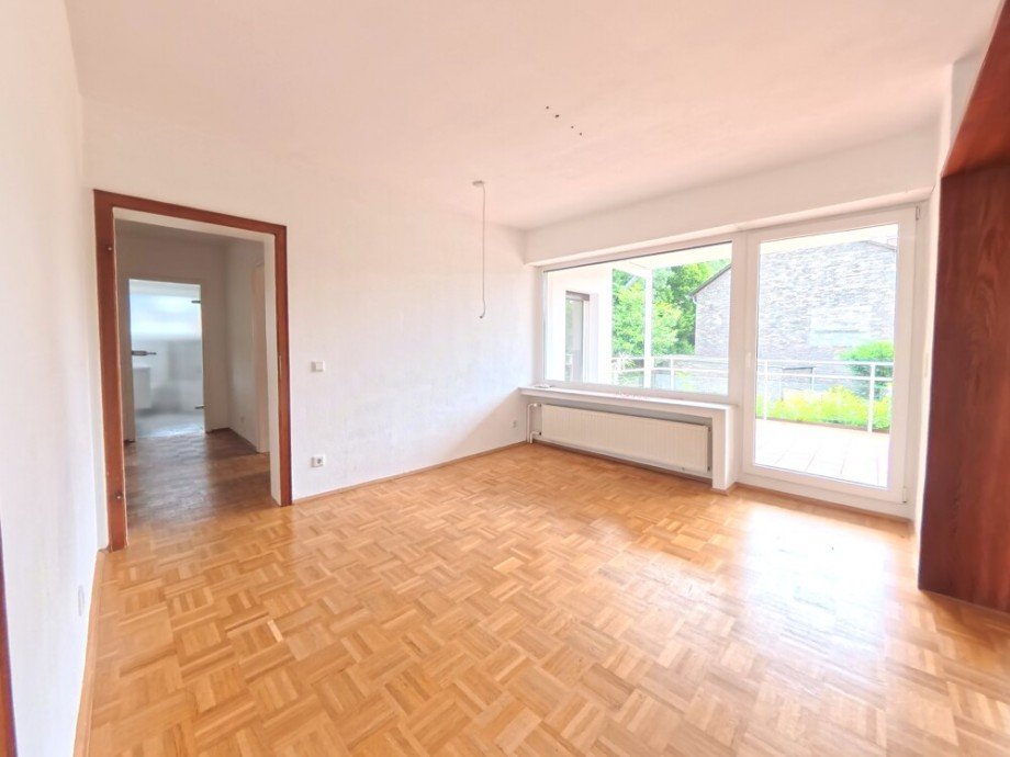 (10) Angrenzend befindet sich dieses Durchgangszimmer - ideal nutzbar als Esszimmer Zweifamilienhaus Bottrop / Bottrop-Vonderort