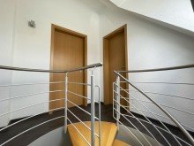 (17) Weitere Eindr�cke folgen nun aus dem Dachgeschoss *VERKAUFT*