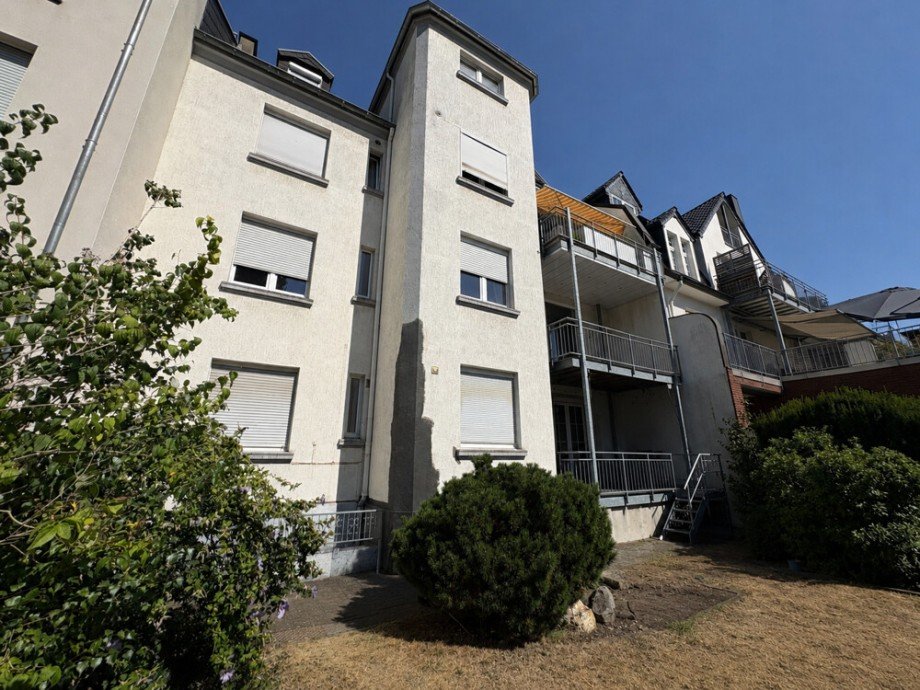 (26) Abschlie�end ein Blick auf die Geb�uder�ckseite Etagenwohnung Bottrop / Stadtmitte