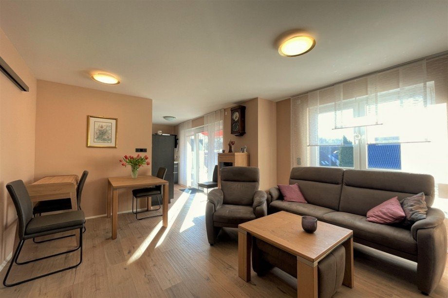 (8) Hier sehen Sie den gem�tlichen Wohn- und Essbereich Etagenwohnung Bottrop / Grafenwald