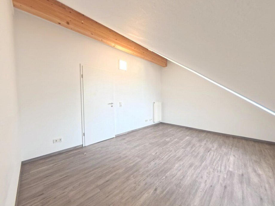 (26) Ein weiterer Eindruck dieses Raumes Reihenmittelhaus Bottrop / Boy