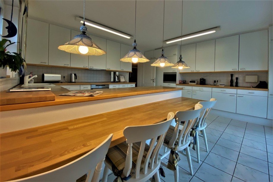 (9) Die K�che aus einem anderen Blickwinkel Zweifamilienhaus Bottrop / Eigen