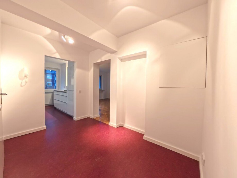 (7) Die Diele aus einer weiteren Perspektive Etagenwohnung Bottrop