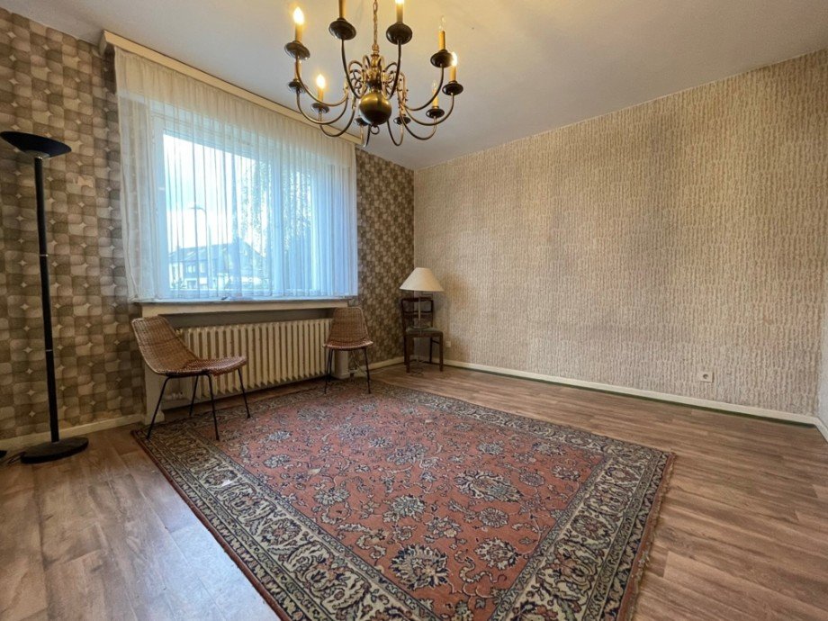 (8) Auf der Geb�udevorderseite gelegen befindet sich dieser Wohnraum Einfamilienhaus Bottrop / Stadtmitte