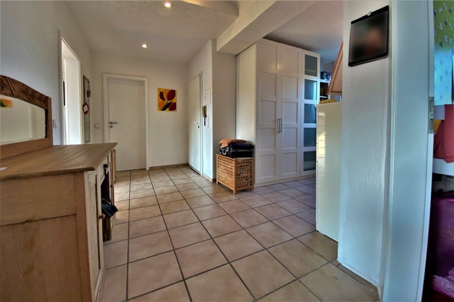 (25) Nun folgen Einblicke in das vollst�ndig ausgebaute Dachgeschoss Mehrfamilienhaus Bottrop / Fuhlenbrock