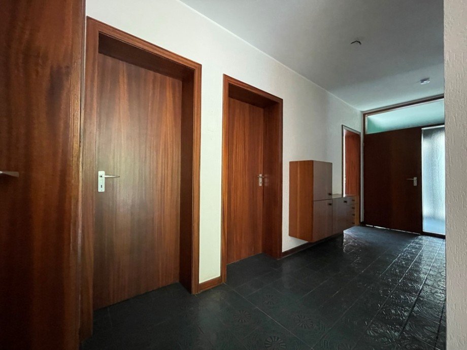 (11) Hier betrachten wir die beiden Zug�nge in die Kinder- bzw. Arbeitszimmer der Wohnung Etagenwohnung Bottrop / Stadtmitte