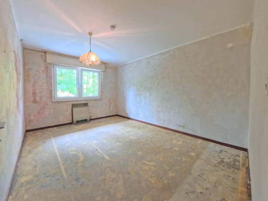 (15) Hier ein Blick in das Schlafzimmer auf der Geb�uder�ckseite Erdgeschosswohnung Bottrop / Stadtmitte