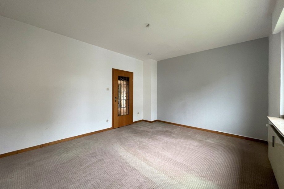 (9) Hier sehen Sie das ger�umige Kinderzimmer im EG Mehrfamilienhaus Bottrop / Fuhlenbrock
