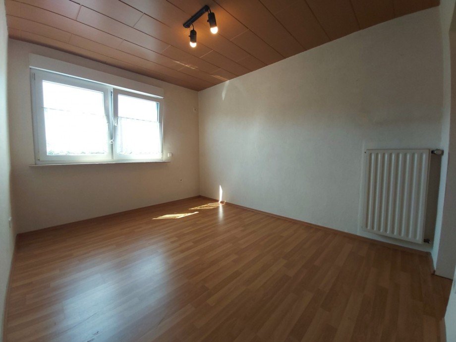 (15) Angrenzend daran befindet sich ein m�gliches Kinderzimmer Doppelhaush�lfte Oberhausen / Osterfeld-Ost