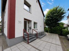 (3) Die Wohneinheit im Erdgeschoss ist u.a. �ber die Giebelseite zu betreten iTH: Waldn�he, Lieblingslage und Platz f�r zwei Lebenskonzepte - willkommen in Bottrop-Vonderort!