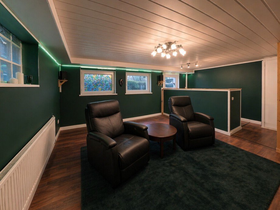 (34) Der Wohnbereich der Einliegerwohnung Bungalow Bottrop / Vonderort