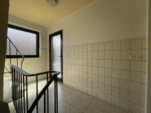 (21) Zur�ck im gemeinschaftlichen Hausflur folgen nun Eindr�cke aus der Wohnung im OG und DG *VERKAUFT*