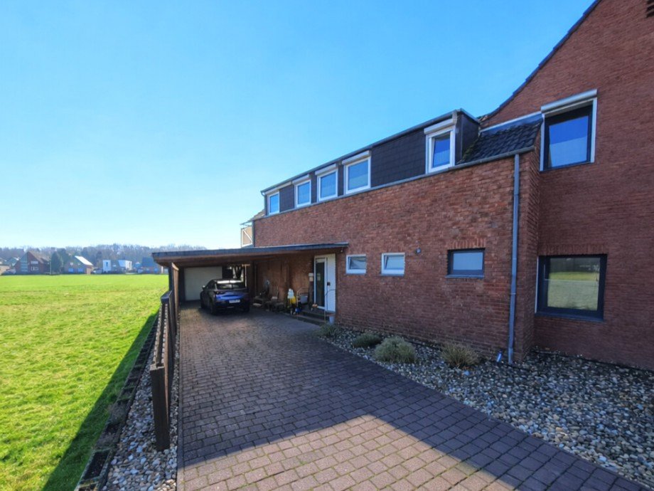 (2) Ein Blick auf den Hauseingangsbereich Einfamilienhaus Bottrop / Feldhausen