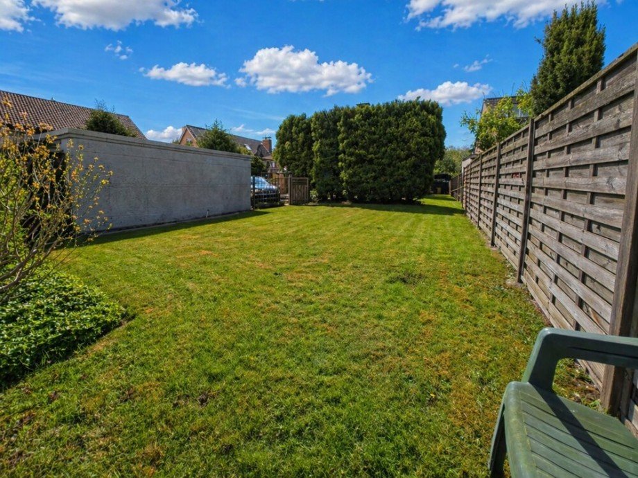 (30) Die Gartenfl�che aus einem anderen Blickwinkel Etagenwohnung Bottrop / Fuhlenbrock