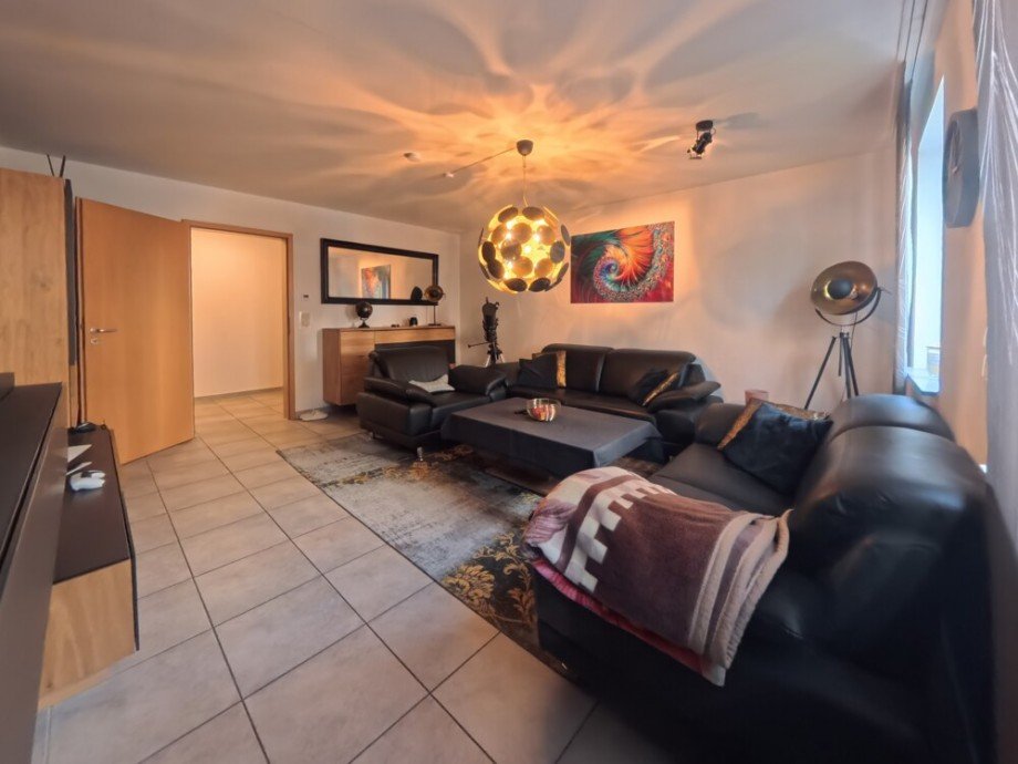 (6) Das Wohnzimmer mit Blick in Richtung Wohnungsflur Erdgeschosswohnung Bottrop / Stadtmitte