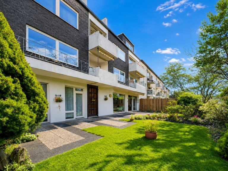 (1) Herzlich willkommen Gladbeck / Gladbeck-Brauck - Brauck Erdgeschosswohnung iTH: Mehr Platz als viele H�user - 191 m� Wfl., 5,5 Zimmer und riesige Kellerfl�chen in GLA-Brauck!