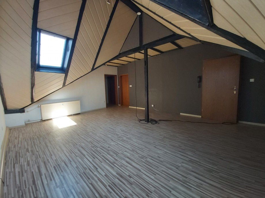 (24) Im Dachgeschoss handelt es sich um wohnraumtauglich ausgebaute Nutzfl�chen Haus Bottrop / Batenbrock