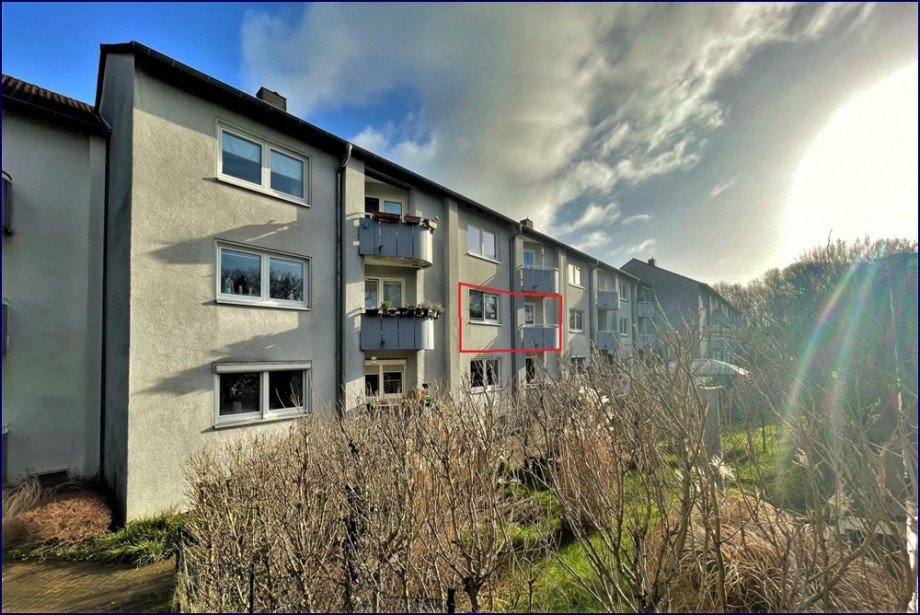 (5) Ein weiterer Blick auf die Geb�uder�ckseite Etagenwohnung Bottrop / Eigen