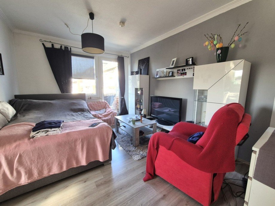 (6) Hier blicken Sie in das Wohnzimmer Etagenwohnung Bottrop / Fuhlenbrock