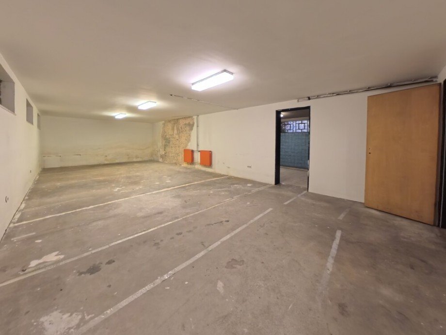 (28) Der unterkellerte Wohn- und Esszimmerbereich Bungalow Bottrop / Welheim