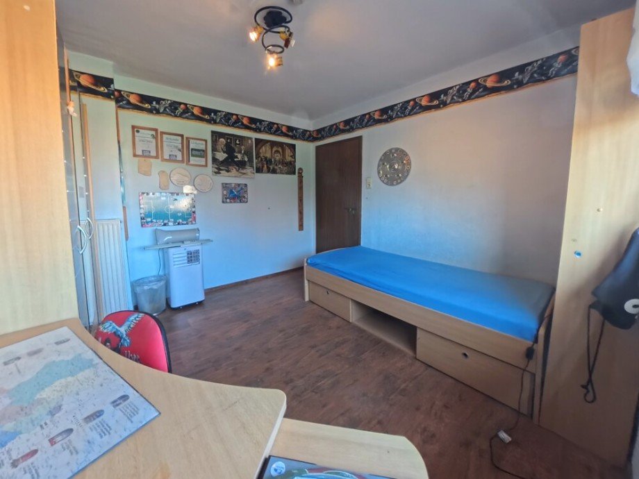 (19) Das Kinderzimmer aus einer anderen Perspektive Reihenmittelhaus Bottrop / Eigen