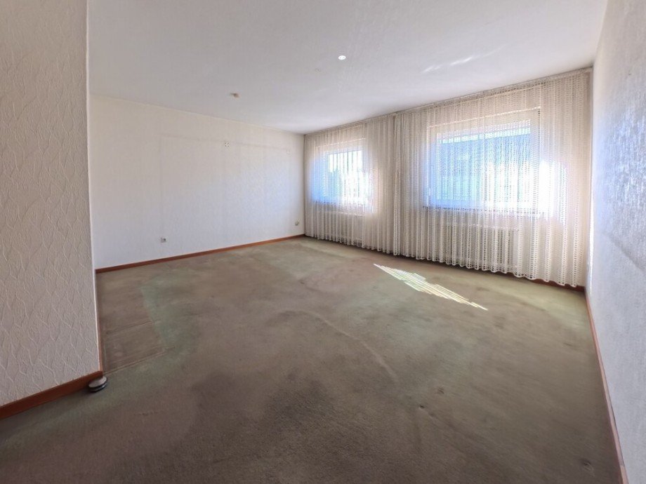 (19) Das zweite Schlafzimmer befindet sich auf der Geb�uder�ckseite Reihenmittelhaus Oberhausen / Tackenberg