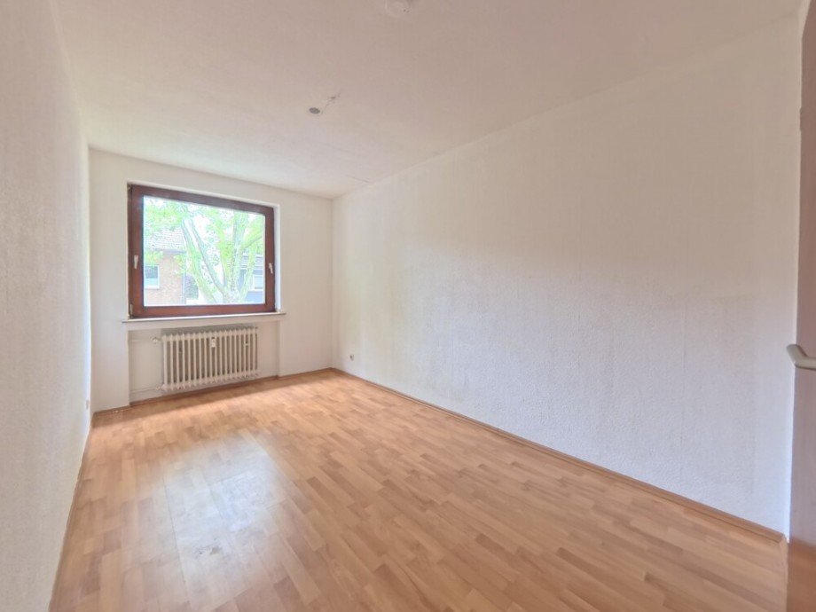 (11) Direkt benachbart betreten wir ein m�gliches Kinder- oder Arbeitszimmer Etagenwohnung Gladbeck / Gladbeck-Brauck