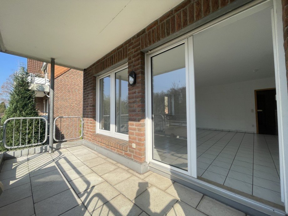 (17) Der Balkon aus einer anderen Perspektive Etagenwohnung Bottrop / Fuhlenbrock