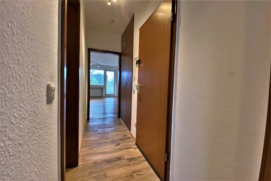 Der Wohnungslfur aus einer anderen Perspektive Etagenwohnung Bottrop / Stadtmitte