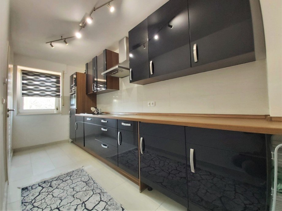 (17) Die K�che erreichen Sie ebenfalls �ber das Wohnzimmer Etagenwohnung Bottrop / Ebel