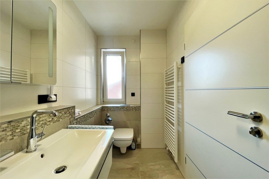 (17) Das Badezimmer aus einem anderen Blickwinkel Etagenwohnung Bottrop / Grafenwald