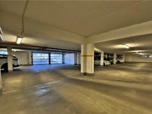 (28) Zur Wohnung geh�rt ein separater PKW-Stellplatz in der Tiefgarage *VERKAUFT*