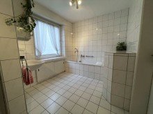 (19) Das Badezimmer aus einem anderen Blickwinkel *VERKAUFT*