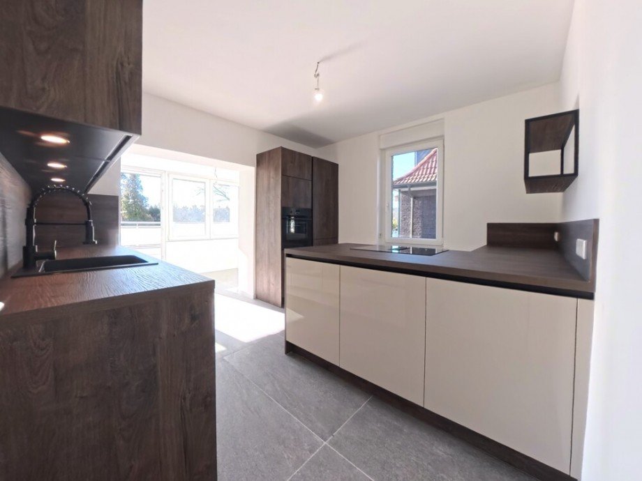 (7) Zun�chst betreten Sie die K�che Etagenwohnung Bottrop / Stadtmitte