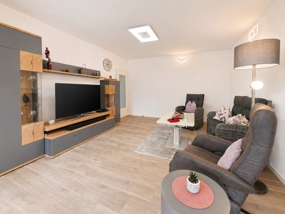 (9) Hier sehen Sie den gem�tlichen Wohnbereich Erdgeschosswohnung Oberhausen / Osterfeld-Ost
