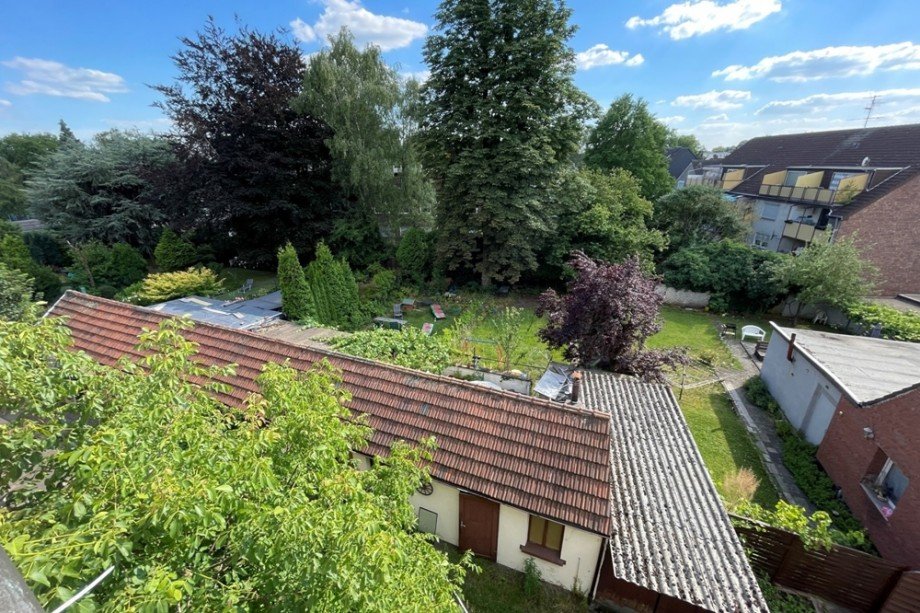 (43) Der wundersch�ne Blick vom Balkon aus Mehrfamilienhaus Bottrop / Batenbrock