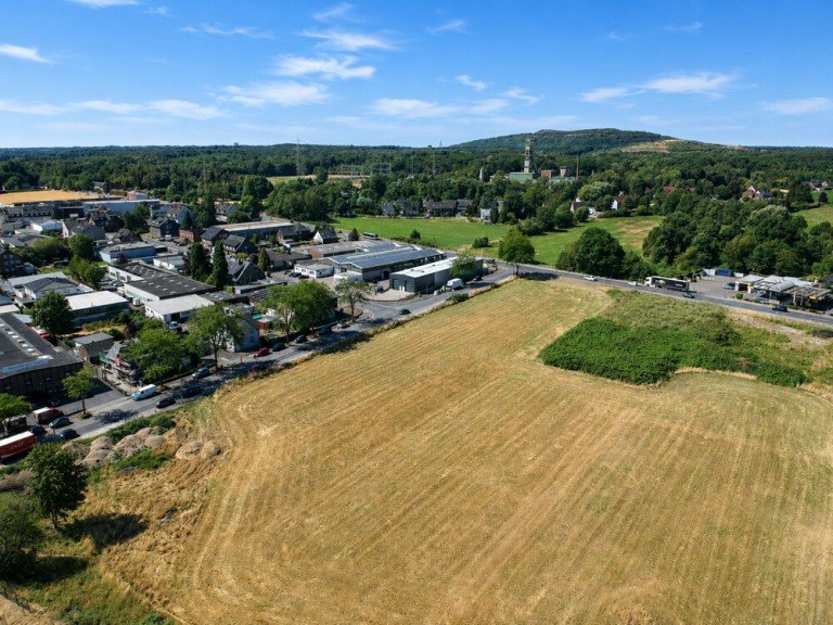 (1) Herzlich willkommen Bottrop / Grafenwald - Kirchhellen Gewerbegrundst�ck iTH: Raum f�r Wachstum: Ca. 4.130 qm parzellierbare Gewerbegrundst�cke in Bottrop-Grafenwald!