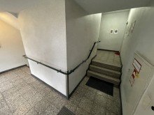 (4) Der gemeinschaftliche Hausflurbereich im Erdgeschoss *VERKAUFT*