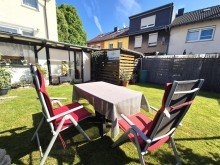 (25) Der Garten mit Blickrichtung Terrasse *VERKAUFT*