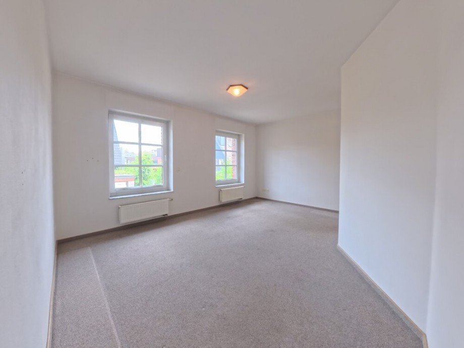 (47) Auf der gegen�berliegenden Flurseite befinden sich die beiden Schlafzimmer Einfamilienhaus Bottrop / Stadmitte