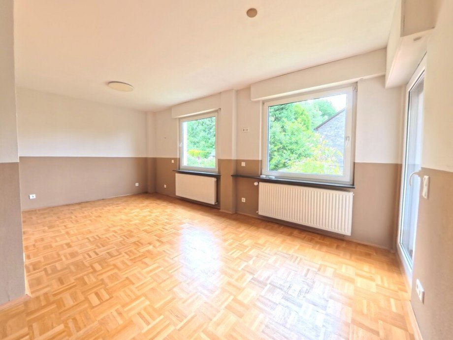 (19) Hier blicken Sie in das Schlafzimmer, welches Ihnen u.a. einen Terrassenzugang bietet Zweifamilienhaus Bottrop / Bottrop-Vonderort