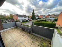 (31) Ein Blick auf den Balkon auf der Geb�uder�ckseite im ersten Obergeschoss *VERKAUFT*