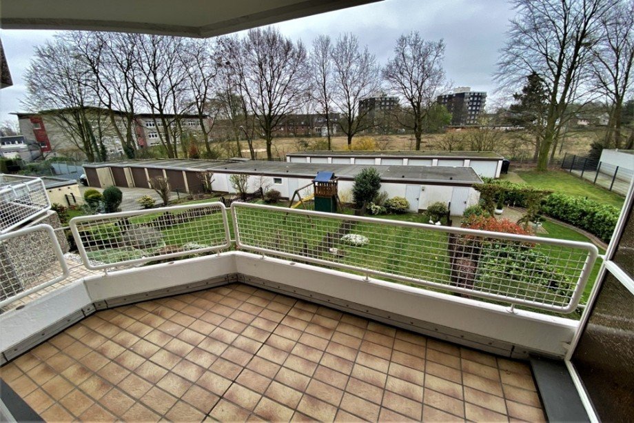 Der r�ckw�rtige Balkon befindet sich in s�dlicher Ausrichtung Etagenwohnung Bottrop / Stadtmitte