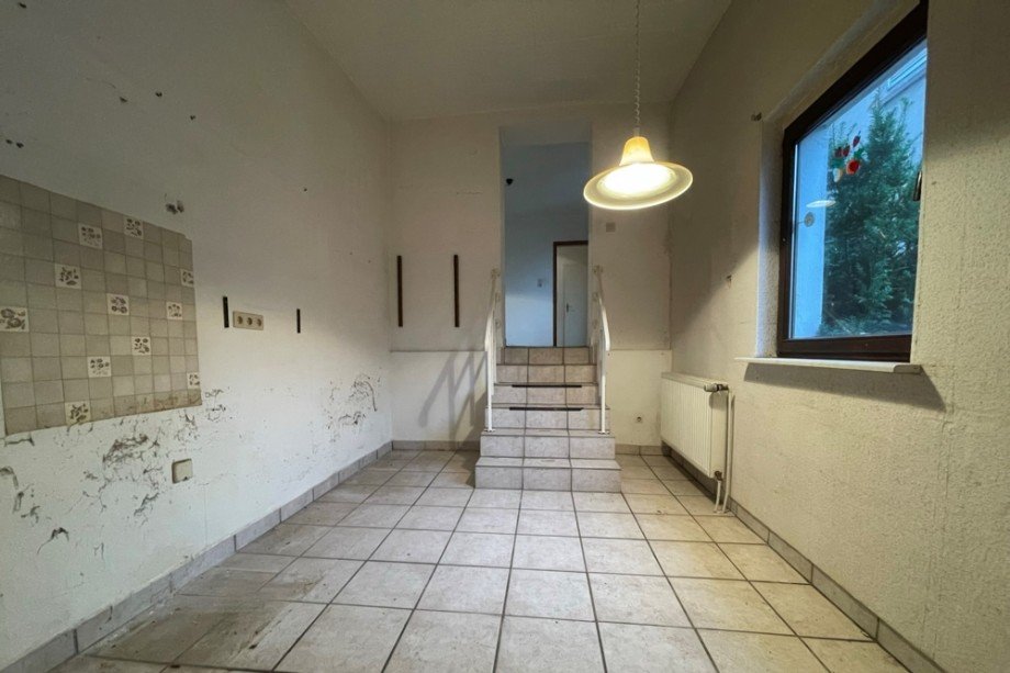 (39) Einen Blick in die ger�umige K�che Zweifamilienhaus Bottrop / Batenbrock