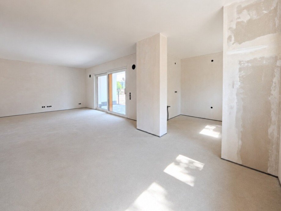 (13) Der Blick aus dem Esszimmerbereich in Richtung der K�che Erdgeschosswohnung Oberhausen / Klosterhardt-Nord