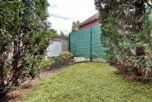 (14) Den Garagenzugang erreichen Sie �ber einen kleinen Versatz an der Grundst�cksgrenze *VERKAUFT*