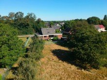 (42) Eine abschlie�ende Impression der weitl�ufigen Grundst�cksfl�chen *VERKAUFT*